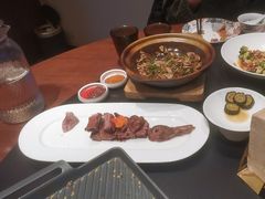 -羊门客在·烤盐池滩羊·川菜