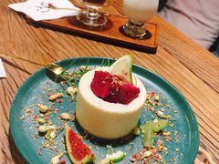 -84那年咖啡馆(李沧万达店)