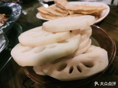 -王婆乔鲜鱼自助火锅(蜀汉路店)