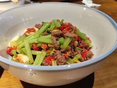 卜辣椒芹菜炒黄牛肉-农耕记·湖南土菜(halo广场店)