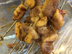 -清真磊磊烧烤老店(饮虎池街34号店)