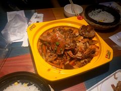 -多嘴超级肉蟹煲(杉杉国潮主题店)