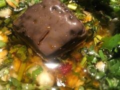 冷锅鸭血-潮火锅·麻辣牛肉火锅(观音桥方圆·LIVE店)