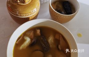 Classic Single-Portion Foguotiaoqiang