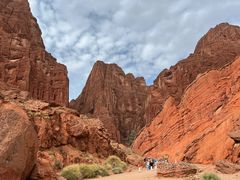 -天山神秘大峡谷