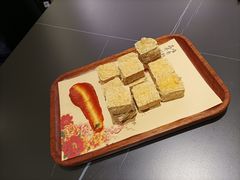 -百联临沂购物中心(临沂路店)