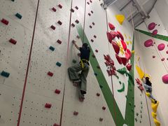 -绿壁虎攀岩基地(Tcar店)