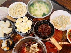 -王菊美食街·王菊面馆(总店)