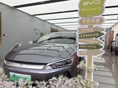 -比亚迪汽车王朝网(易能环耀银海大厦城市展厅)