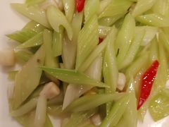 -邑金陵北京烤鸭店·现炒家常菜(ITC MALL店)