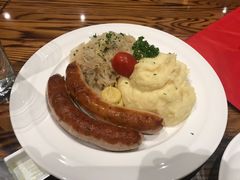 -申德勒加油站餐厅(三里屯北小街店)