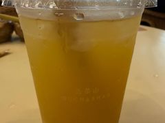 茉莉白桃气泡嗨-去茶山(重庆万象城店)