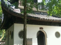-汇龙潭