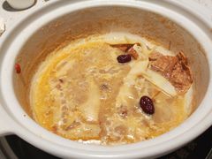 -三人行骨头王火锅(长寿店)