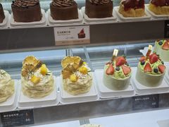 -罗森尼娜(德思勤店)