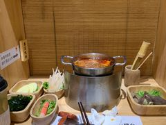 -独食火锅·半米屋台(直营总店)