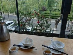 -怡得饭庄·30年老店·宋大妈昆明菜