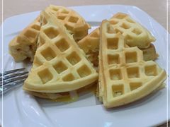 -佰搭果·广式茶餐厅(西华路店)