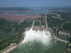 -黄河小浪底水利枢纽风景区