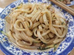 麻酱凉皮-清真老铁家灌汤包