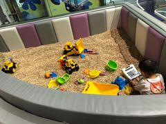 -萨卡屋亲子乐园·餐厅(龙山万物工场店)