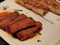 -靠山屯东北农家菜(八龙桥雅苑店)