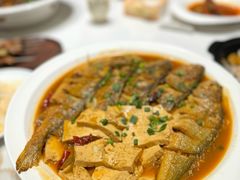 -牧场烧烤餐饮广场