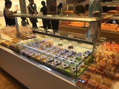 面包甜点陈列柜-好利来(北美N1店)