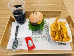 -龙治汉堡(中华城店)