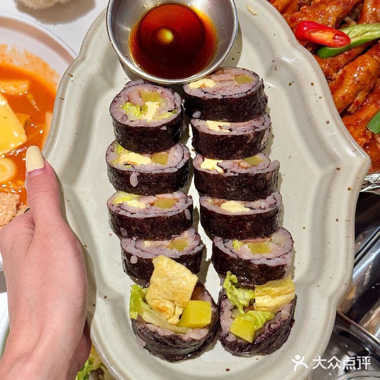 体育西排队王……好韩啊😻😻