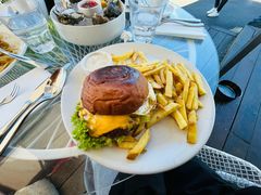 -Takapuna Beach Cafe