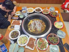 -边江铁锅炖鱼(振八街店)