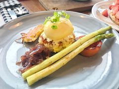 蟹肉饼班尼迪蛋-ROAST coffee & eatery