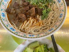 -金杨拉面王小吃面馆·牛三宝面·红烧牛肉粉