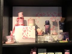 零售区-星巴克臻选(北京前门大街店)
