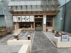 -银座仁志川·生吐司专门店(香港广场店)