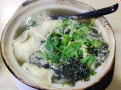 -小许三鲜砂锅馄饨店(家多乐烟酒店)