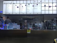 一桶牛乳茶-8街壹号(富园广场店)