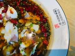 沸腾鱼-平措康桑·和牛自助观景餐厅(布达拉宫店)