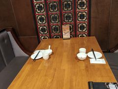 -乐忻皇朝(上海中心大厦店)