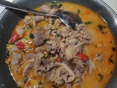 -牛头鱼庄·地道广西菜(鲁班店)