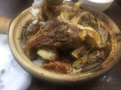 烧鹅烧鸭煲仔饭-兴记菜馆