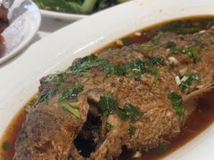 -梅利汴京烤鸭•开封豫菜地标店(东大街店)
