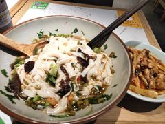 -百春原湖南牛肉粉(百联世纪店)