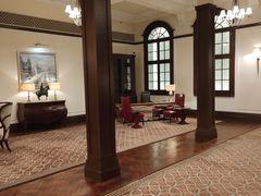 -LONG BAR 廊吧(外滩华尔道夫酒店)