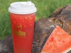 爆果西瓜冰桶茶-LELECHA乐乐茶(美罗城店)