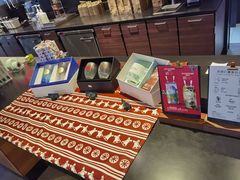-星巴克(杭州西湖银泰1F店)