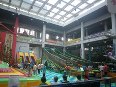 -蒙特利亲子乐园