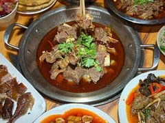 -大众跷脚牛肉馆·非遗传承单位(峨眉山店)