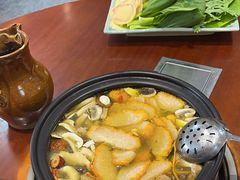 -菌之家·专业纯野生菌火锅·特色炒菌